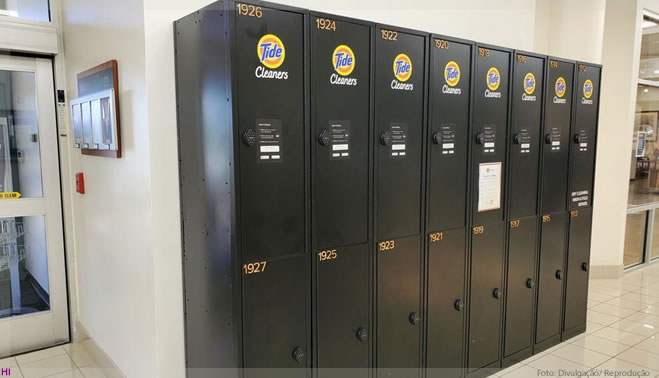 Armários Tide Cleaners em shoppings são acionados por aplicativo
